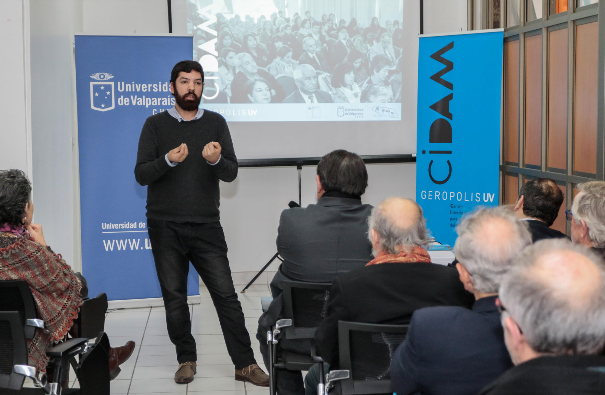 Lautaro Ojeda, académico de la Facultad de Arquitectura UV e integrante del equipo ejecutivo de Gerópolis UV.